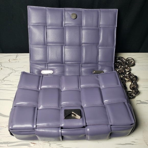 Inspired Shoulder Bag in Purple Cowhide with a Weighted Chain Strap - Picture 7 of 16